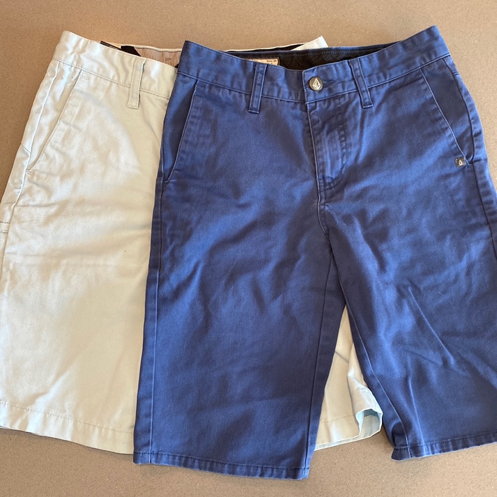 Boys Volcom shorts. Size 26 or (12). Little wear.